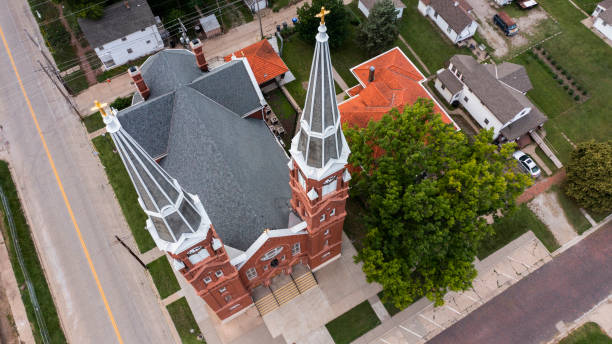 istock Historic Downtown Topeka Kansas Church 1870675525