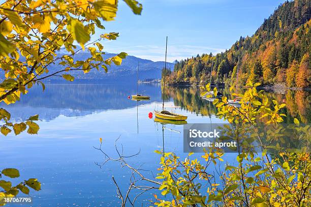 Sailboats Lake Walchen 발휀제 0명에 대한 스톡 사진 및 기타 이미지 - 0명, 가을, 독일