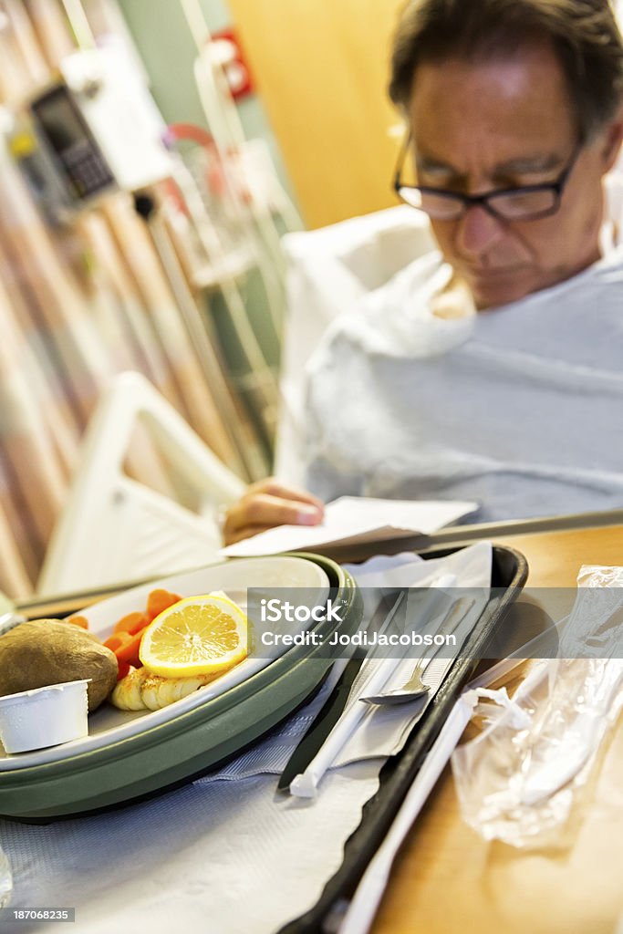 Troisième hôpital looks à la carte pour le dîner - Photo de Lit - Ameublement libre de droits