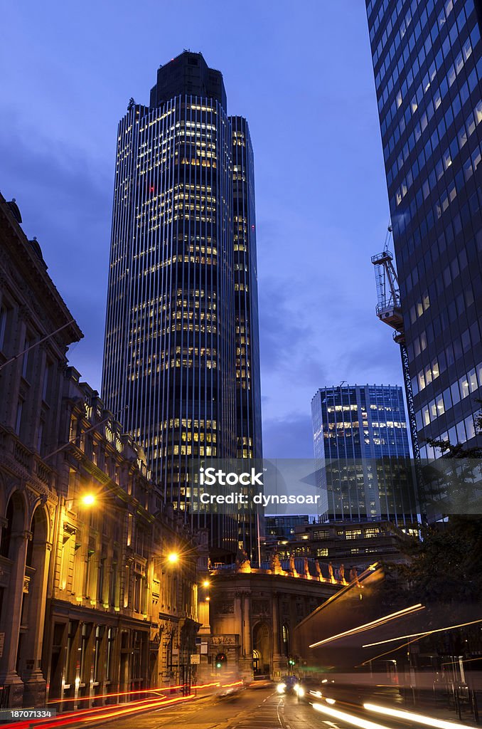 La città di Londra di notte grattacieli - Foto stock royalty-free di Acciaio