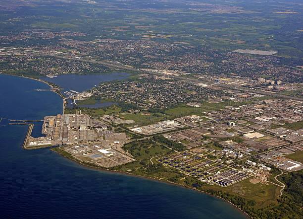 istock Pickering Ontario, aerial 187078248