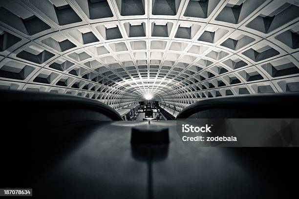 Washington Dc Underground Black And White Stock Photo - Download Image Now - Washington DC, Subway, Diminishing Perspective