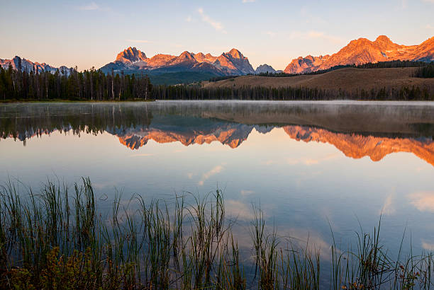 istock Sawtooth sunrise, Stanley, Idaho 187078648