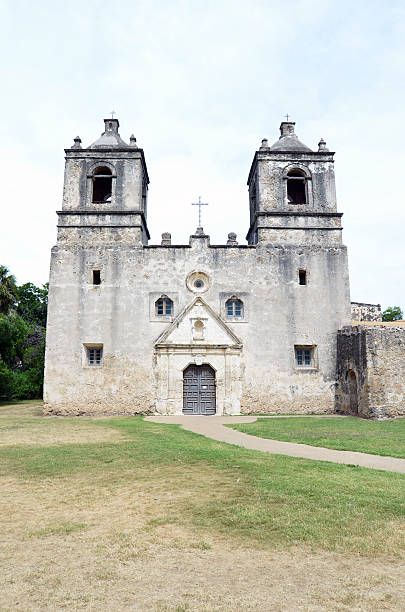 istock Mission Concepcion Front View San Antonio Missions National Historical Park 187078658