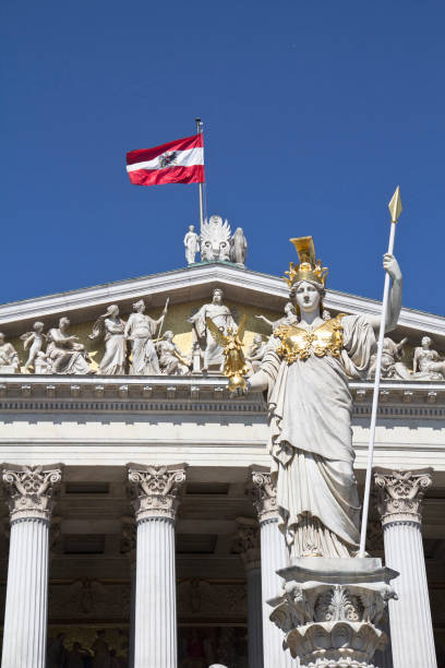 austrian parliament building, vienna - antique obsolete old fashioned old stock-fotos und bilder