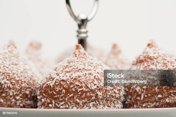 Foto de Guloseimas De Marshmallow Coberto De Chocolate e mais fotos de stock de Chá da Tarde