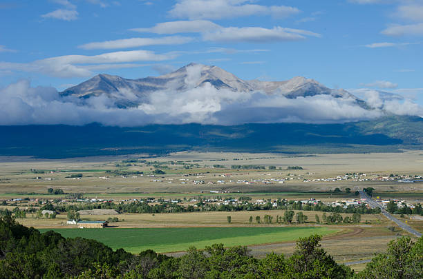 monte princeton e do anel de nuvens - continental divide - fotografias e filmes do acervo