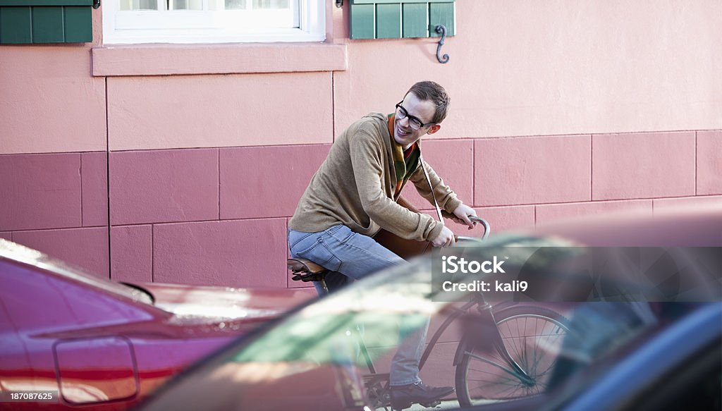 Mensageiro de bicicleta - Foto de stock de 30 Anos royalty-free