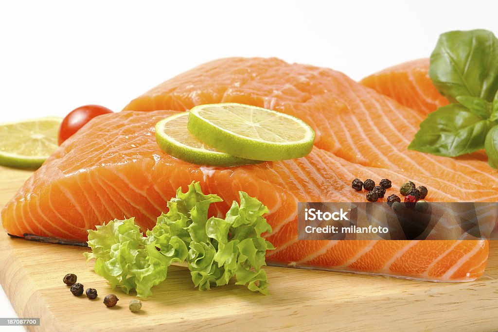 Raccordi di salmone - Foto stock royalty-free di Alimentazione sana