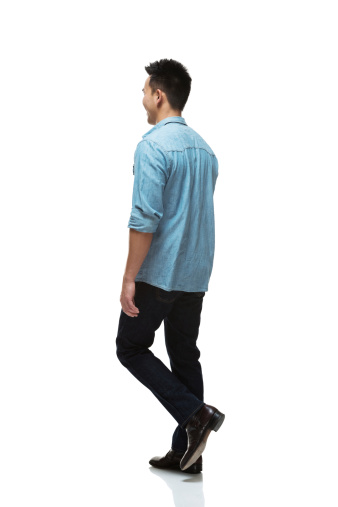 Young man walking in a white backgroundhttp://www.twodozendesign.info/i/1.png