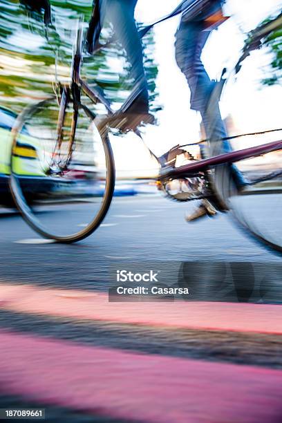 Foto de Ir De Bicicleta e mais fotos de stock de Abstrato - Abstrato, Atividade, Bem-estar