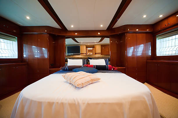 istock Motor yacht bedroom 187105401