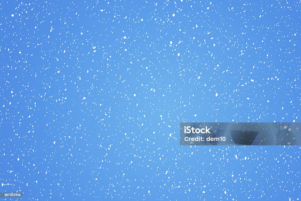青色の背景に雪が降る - デザインのロイヤリティフリーストックフォト