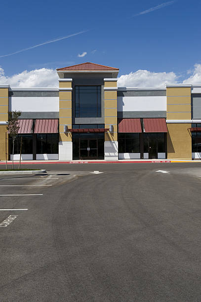 istock Brand New Strip Mall 187107515