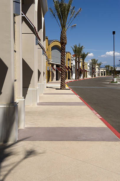istock Brand New Strip Mall 187107827