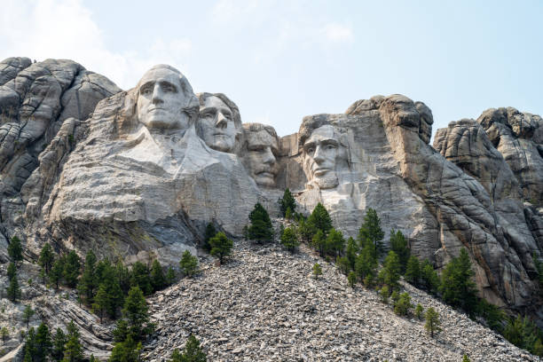 sculture sul monte rushmore - mt rushmore national monument president george washington mountain foto e immagini stock
