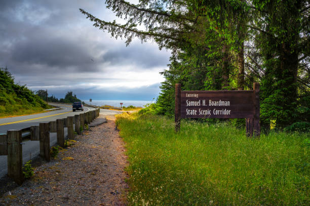 istock Welcome sign of Samuel H. Boardman State Scenic Corridor in Oregon 1871082491