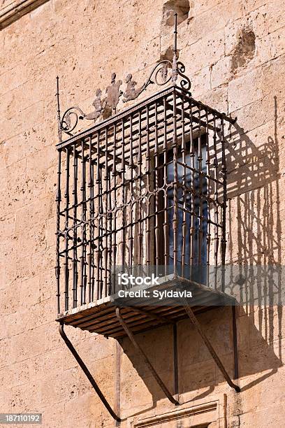 Hiszpański Balkon - zdjęcia stockowe i więcej obrazów Antyczny - Antyczny, Architektura, Balkon