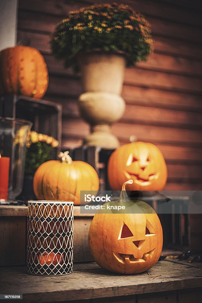 Abóboras de halloween passo em frente com decorações de - Royalty-free Abóbora-Menina - Cucúrbita Foto de stock