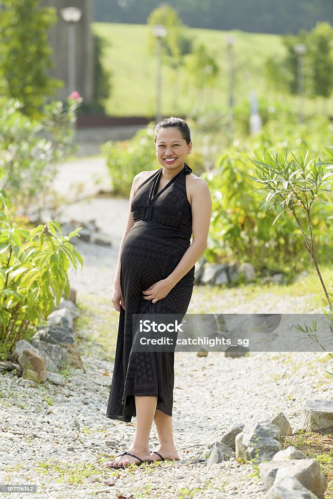 Asiático grávida no parque - Royalty-free 30-34 Anos Foto de stock
