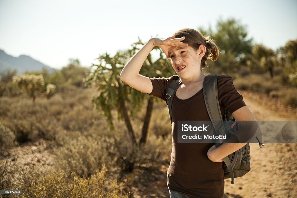 Nastolatek utracone w pustyni - Zbiór zdjęć royalty-free (Gorąco)