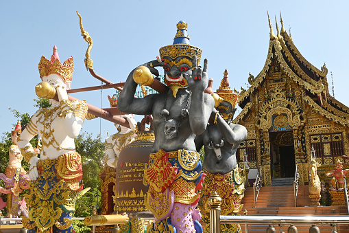 Buddhist arts and various arts Inside Wat Saeng Kaew Phothiyan is a combination of worldly dharma, expressing the beliefs and culture of Buddhists. Both giants and angels at Chiang Rai Province in Thailand.