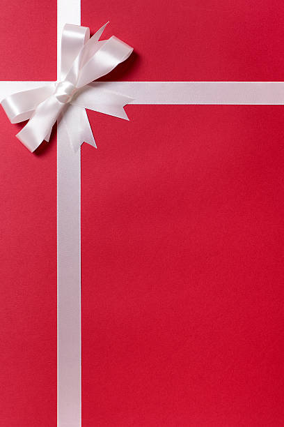 istock Red gift with white ribbon and bow 187125181