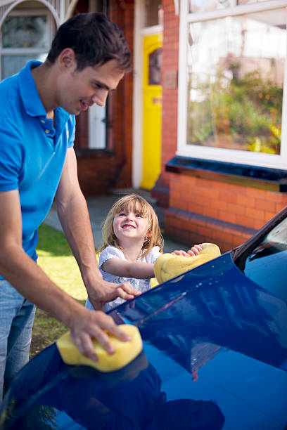 istock family carwash fun 187125561