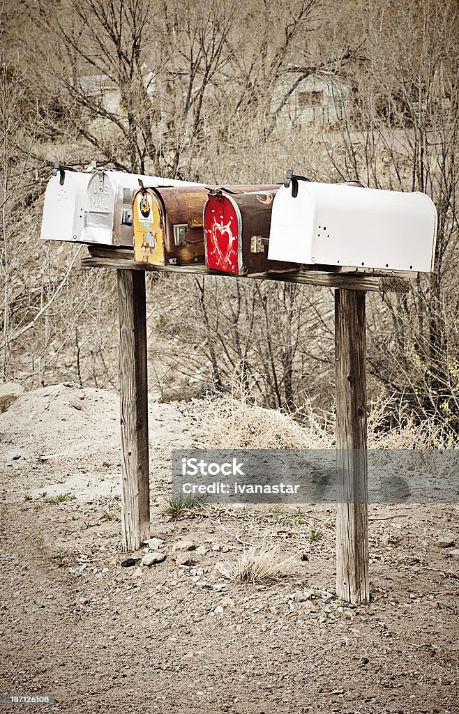 Rural caixas de correio - Foto de stock de Abandonado royalty-free
