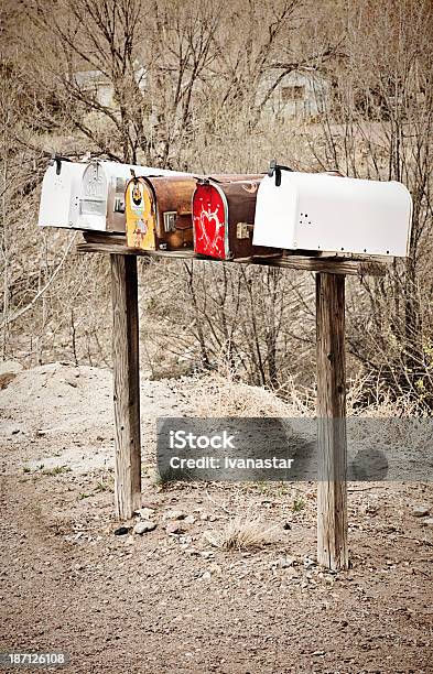 Foto de Rural Caixas De Correio e mais fotos de stock de Abandonado - Abandonado, Ausência, Caixa de correio