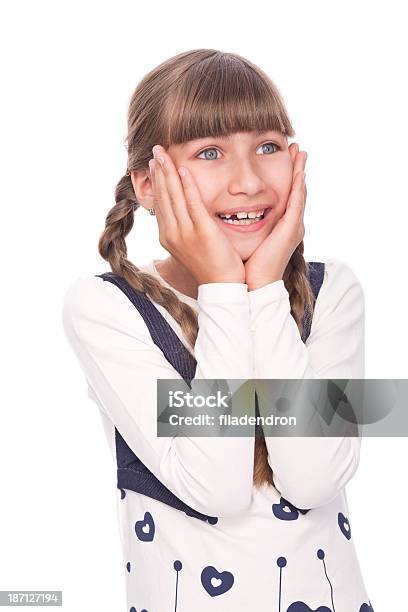 Retrato De Uma Rapariga - Fotografias de stock e mais imagens de Puxar - Puxar, Trançado, 10-11 Anos