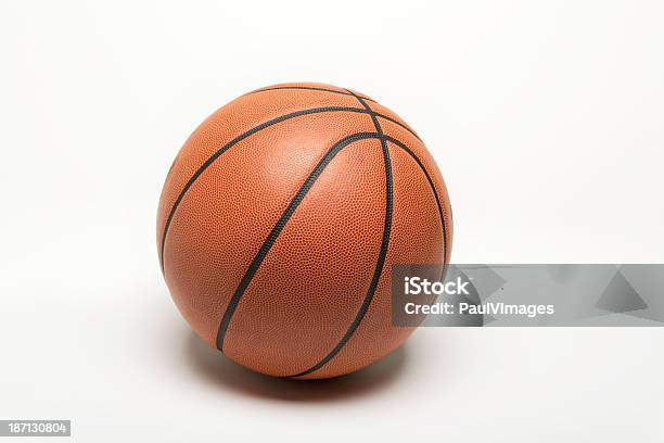 Basketball - Fotografias de stock e mais imagens de Basquetebol - Basquetebol, Bola, Bola de Basquetebol