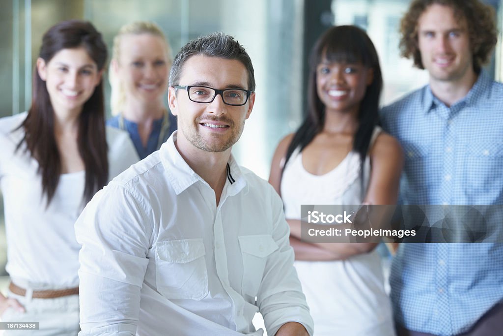 Er führt das team zum Erfolg - Lizenzfrei Junger Erwachsener Stock-Foto