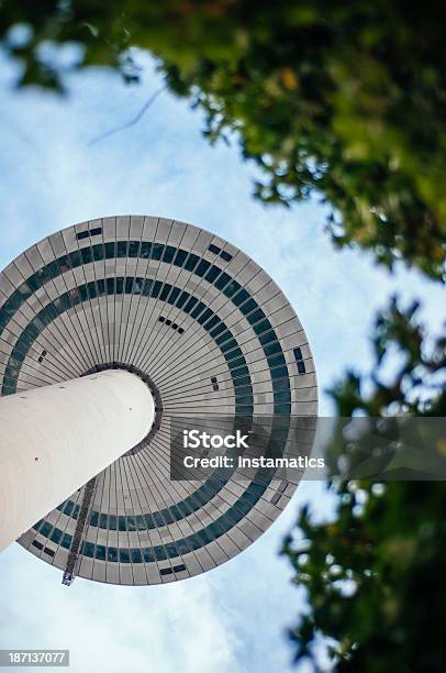 Wieża Telewizyjnaeuropaturm - zdjęcia stockowe i więcej obrazów Frankfurt nad Menem - Frankfurt nad Menem, Maszt telekomunikacyjny, Architektura