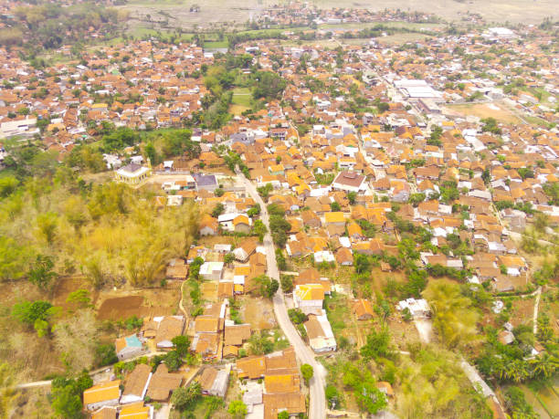 istock Dense residential cityscape with few trees 1871382986