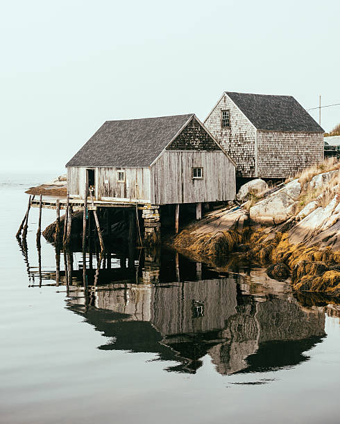 istock Peggy's Cove Nova Scotia 187145897