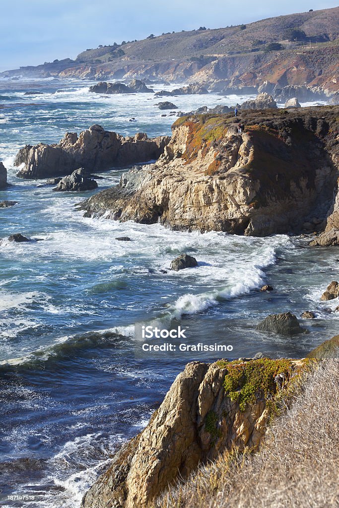 Spiaggia sulla costa della California vicino all'autostrada 1 - Foto stock royalty-free di Acqua