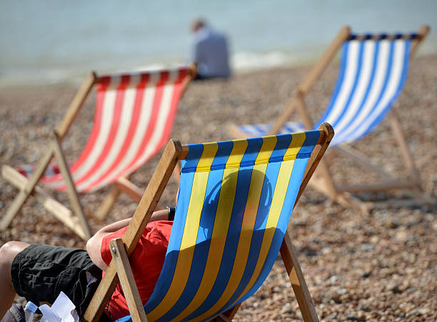 istock Listening in the Sun 187148231