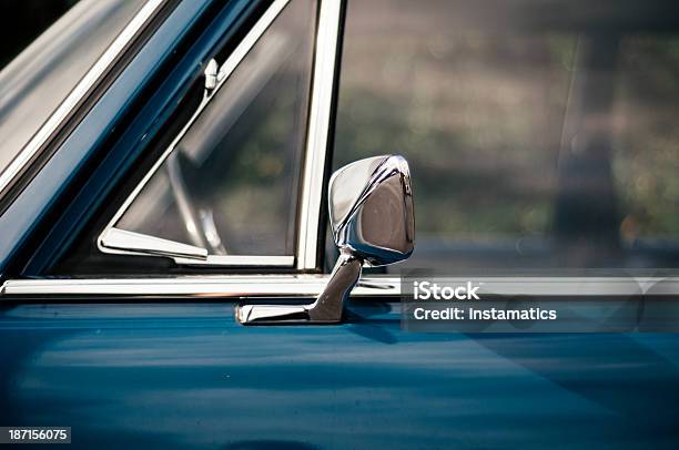 Niebieski Samochód Zabytkowy - zdjęcia stockowe i więcej obrazów Antyczny - Antyczny, Bez ludzi, Chrom