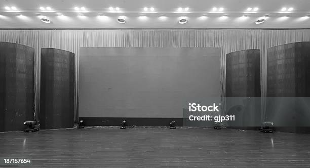 Vazia Sala De Cinema - Fotografias de stock e mais imagens de Aconchegante - Aconchegante, Adulação, Arte