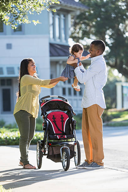 istock Young Hispanic family 187161763
