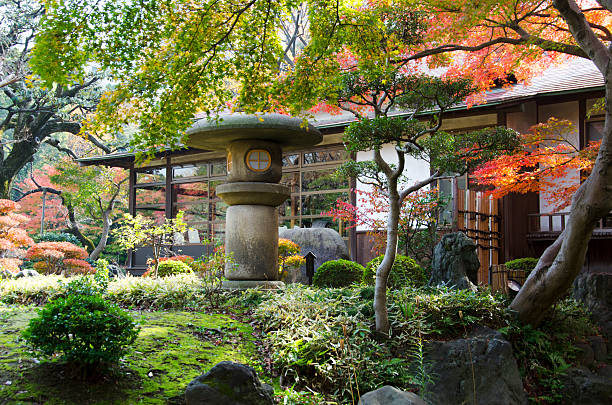 istock Autumn in Japan 187166359