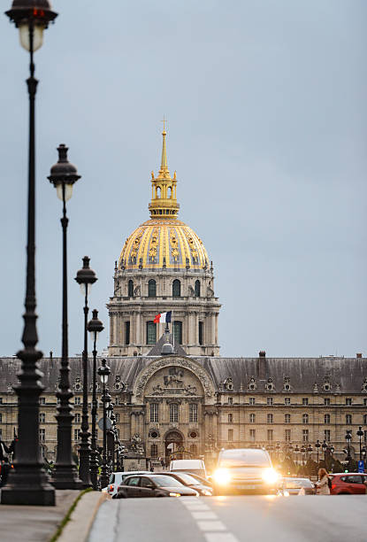 istock Christmas in Paris. Les Invalides. 187168083