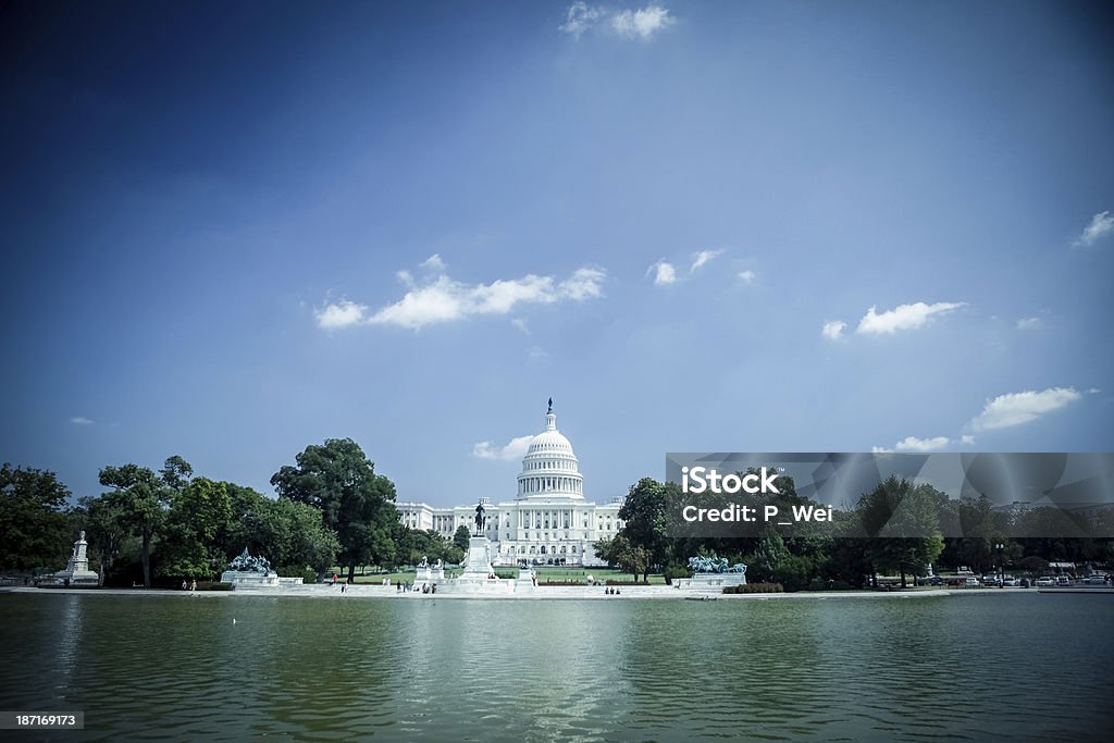 Capitol Hill et piscine miroitante - Photo de Architecture libre de droits