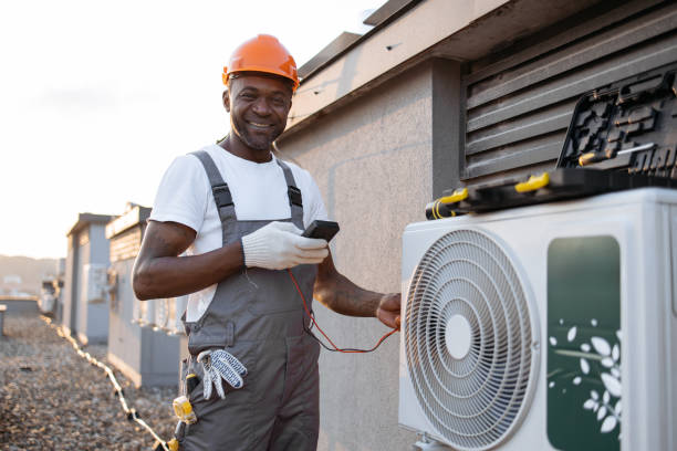 istock Man using tester for measuring strength in air conditioner 1871801793