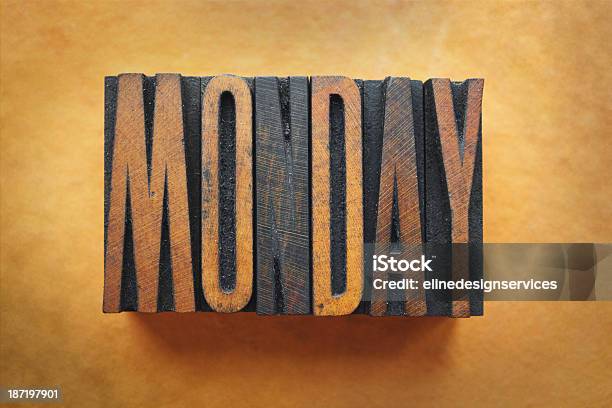 Понедельник — стоковые фотографии и другие картинки Алфавит - Алфавит, Антиквариат, Без людей
