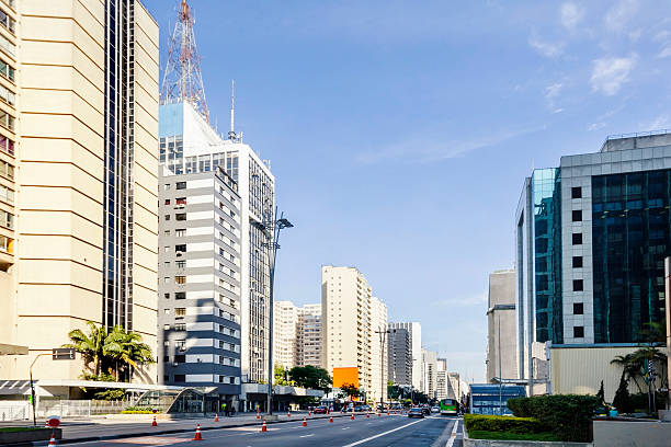 istock Paulista Avenue 187212028