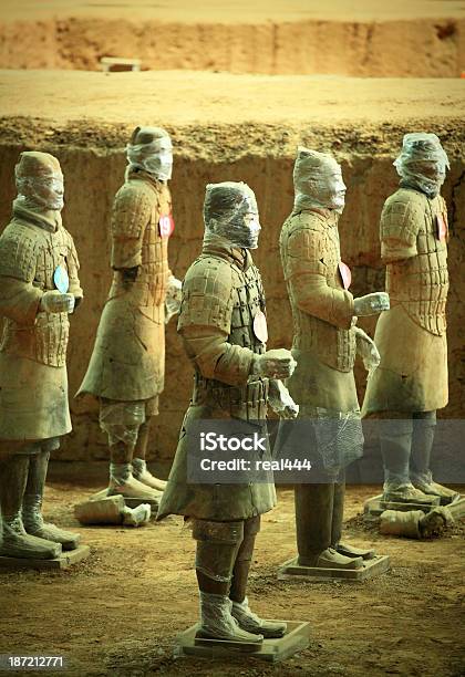 Terakotowa Warriors - zdjęcia stockowe i więcej obrazów Antropomorficzny - Antropomorficzny, Archeologia, Armia