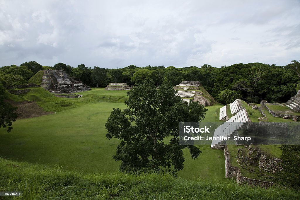 Rovine Maya di Altun Ha in Belize - Foto stock royalty-free di 2012