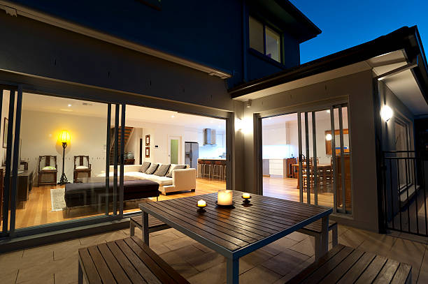 istock Indoor-outdoor living 187216287